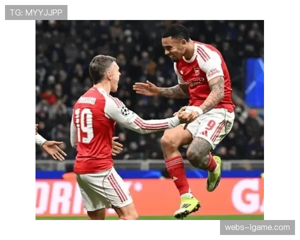 数据面板显示:比赛第60分钟,阿森纳全队跑动距离已超过对手国际米兰8公里 数据面板显示:比赛第60分钟,阿森纳全队跑动距离已超过对手国际米兰8公里